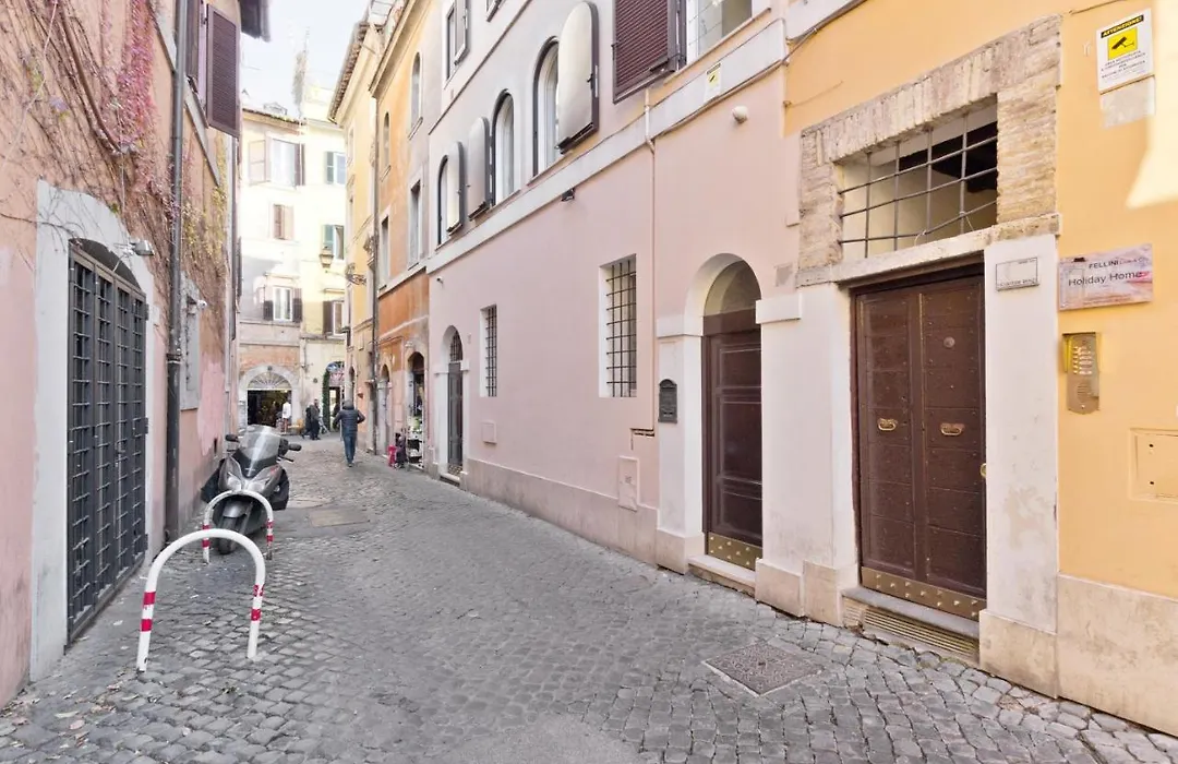 Trastevere Heart Home-1